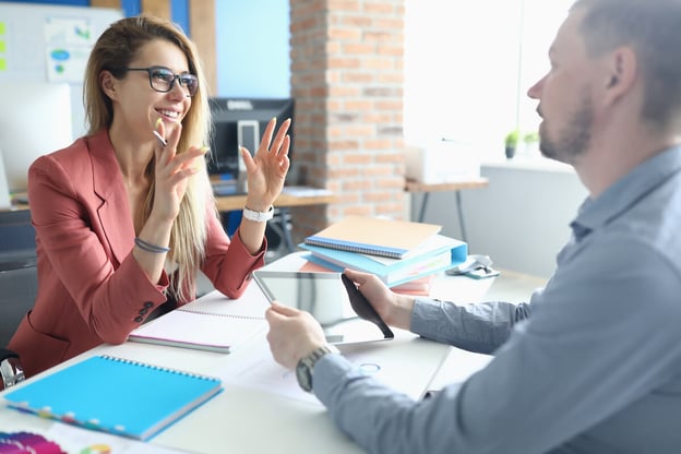 HR process automation: entrepreneurs talking to each other