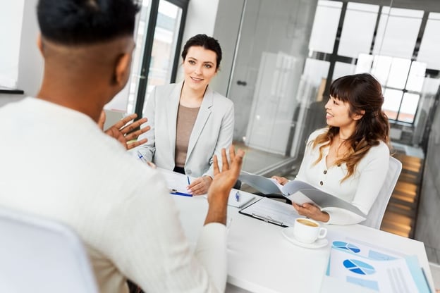 Business agility: entrepreneur talking to customers